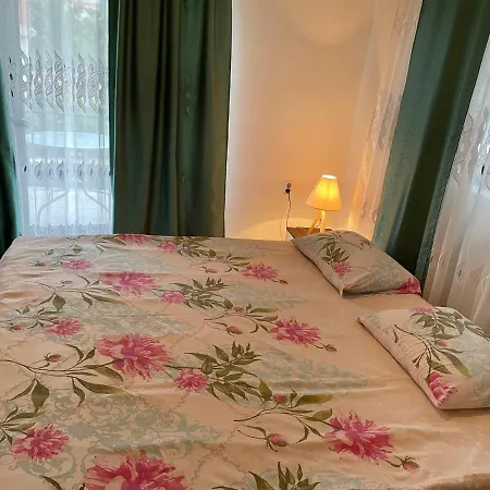 Apartment Livi Apartments- Old Town Center *